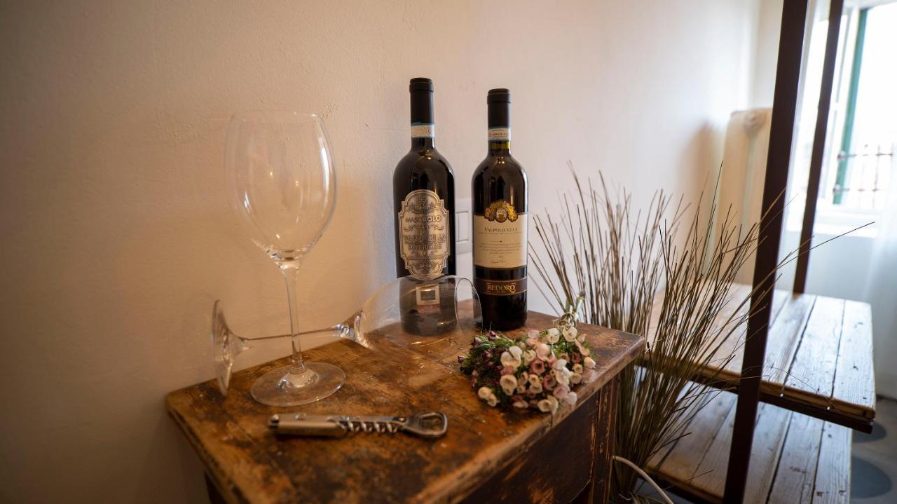 Locanda Dell'Oleificio Mezzane di Sotto Buitenkant foto