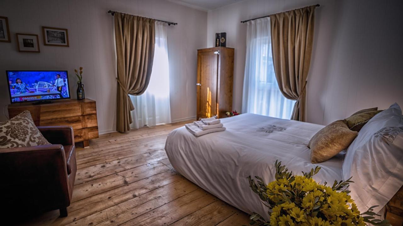Locanda Dell'Oleificio Mezzane di Sotto Buitenkant foto