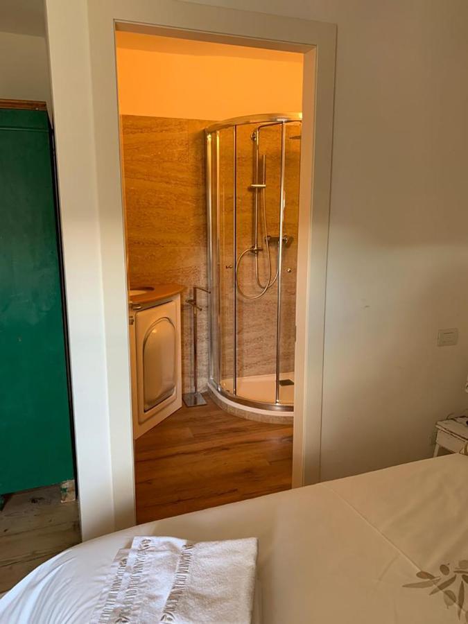 Locanda Dell'Oleificio Mezzane di Sotto Buitenkant foto