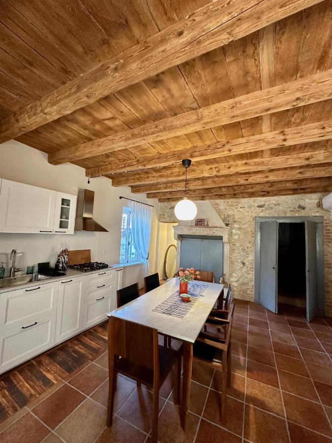 Locanda Dell'Oleificio Mezzane di Sotto Buitenkant foto
